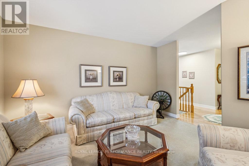 7051 Donwel Drive, Ottawa, Ontario  K4P 1M7 - Photo 3 - X12558946