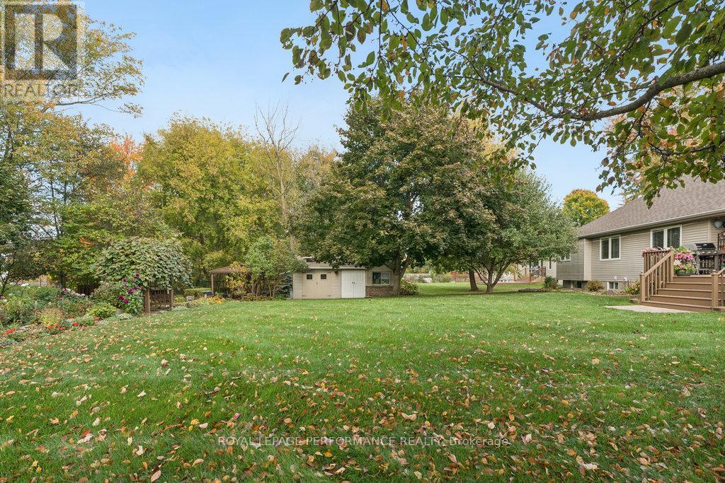 7051 Donwel Drive, Ottawa, Ontario  K4P 1M7 - Photo 44 - X12558946