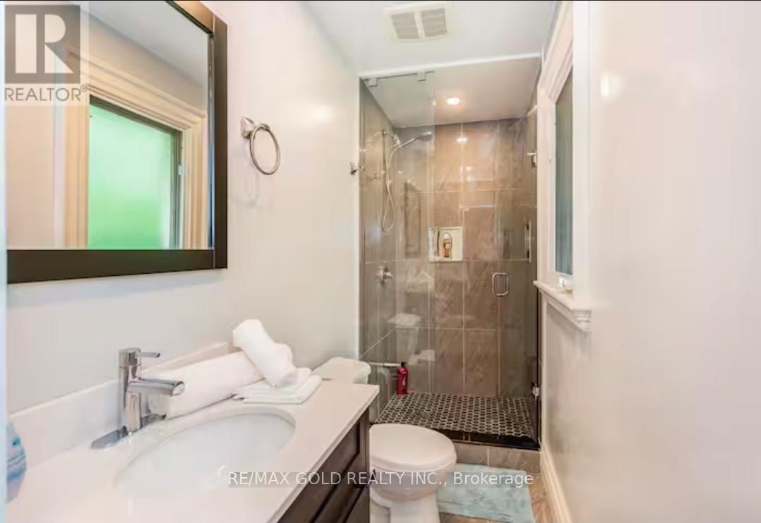 Upper - 1749 Wembury Road, Mississauga, Ontario  L5J 4G4 - Photo 18 - W12558676