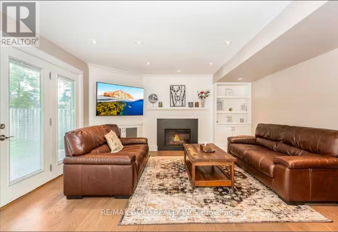 Upper - 1749 Wembury Road, Mississauga, Ontario  L5J 4G4 - Photo 9 - W12558676