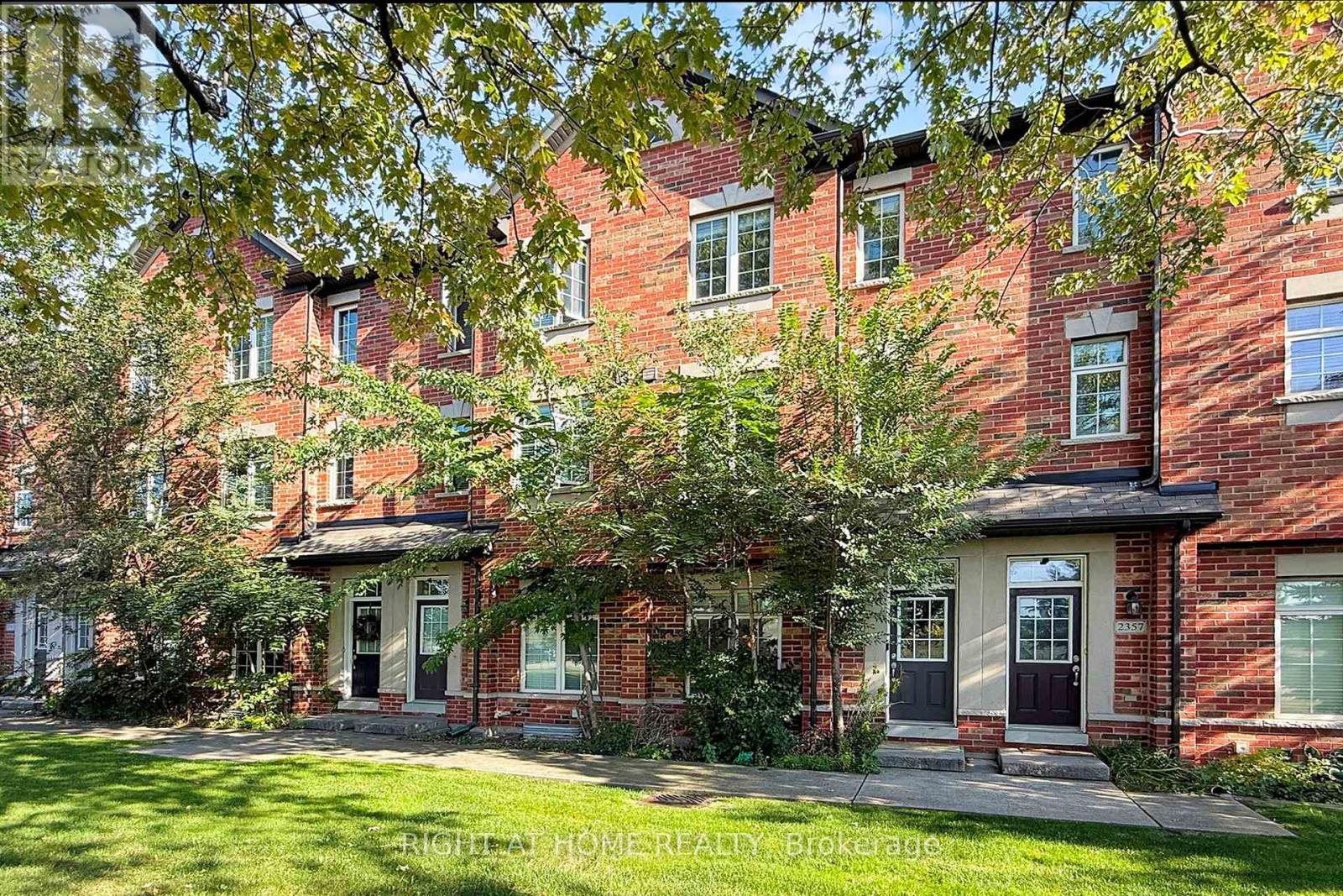 2359 LEPAGE COMMON, Burlington, Ontario