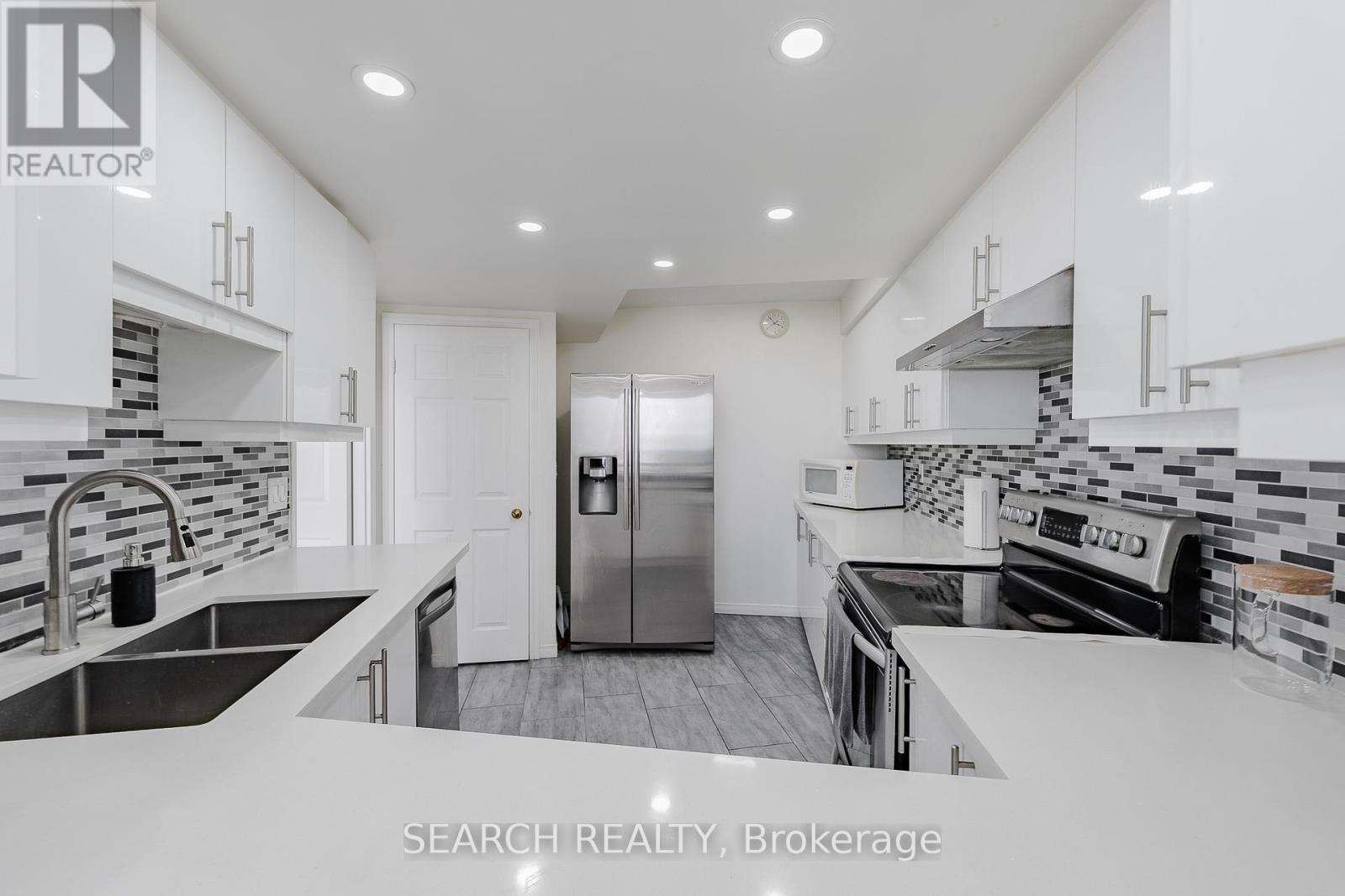 906 - 1360 Rathburn Road E, Mississauga, Ontario  L4W 4H4 - Photo 12 - W12558846