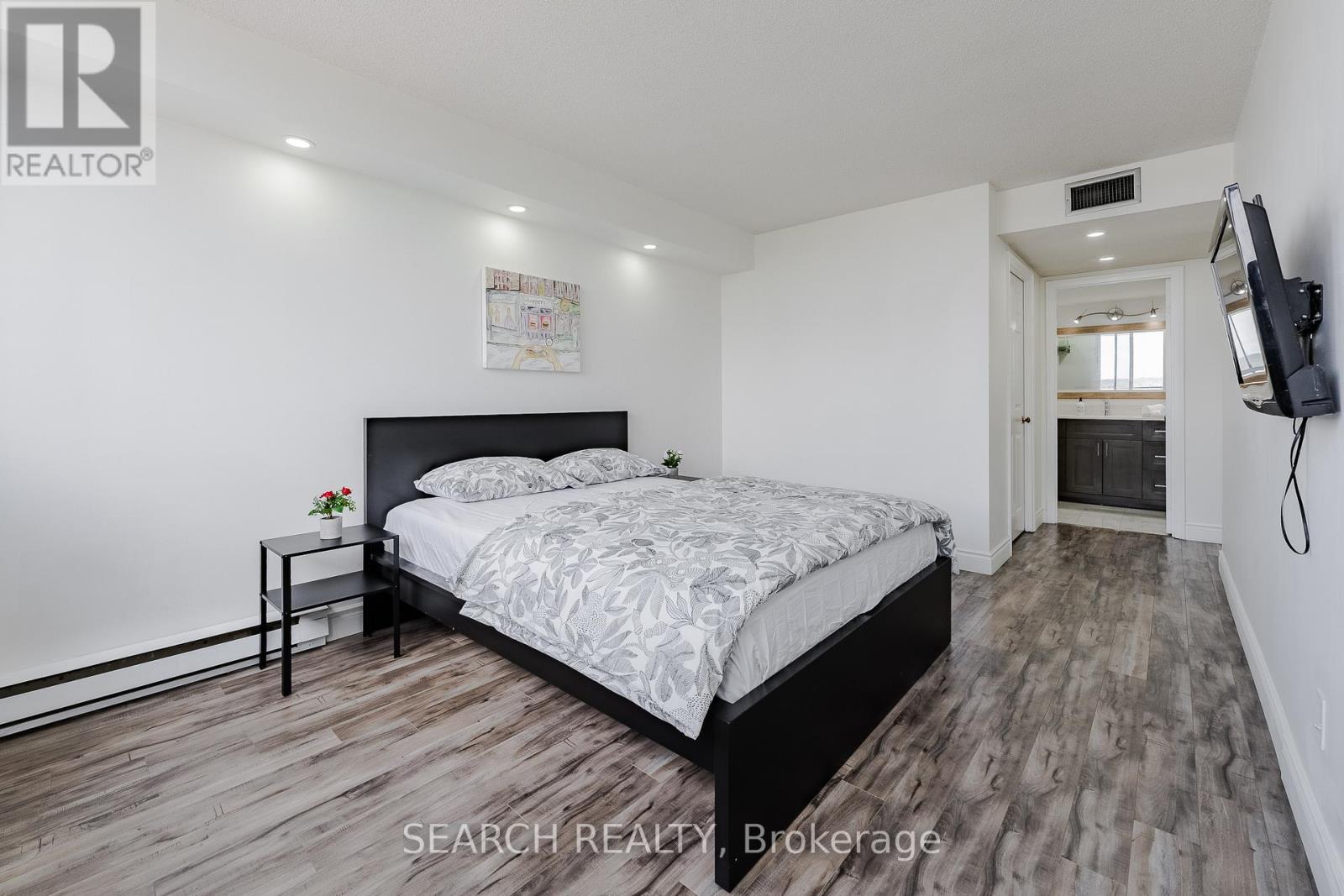 906 - 1360 Rathburn Road E, Mississauga, Ontario  L4W 4H4 - Photo 19 - W12558846