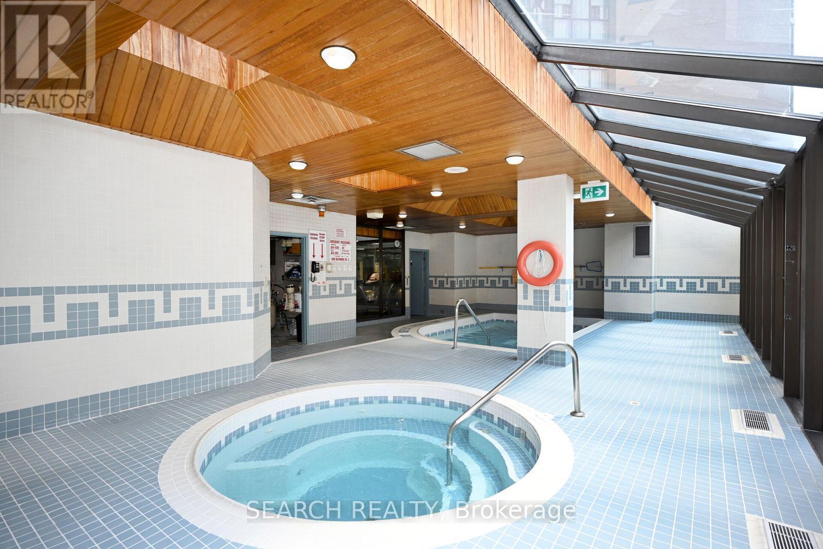 906 - 1360 Rathburn Road E, Mississauga, Ontario  L4W 4H4 - Photo 27 - W12558846