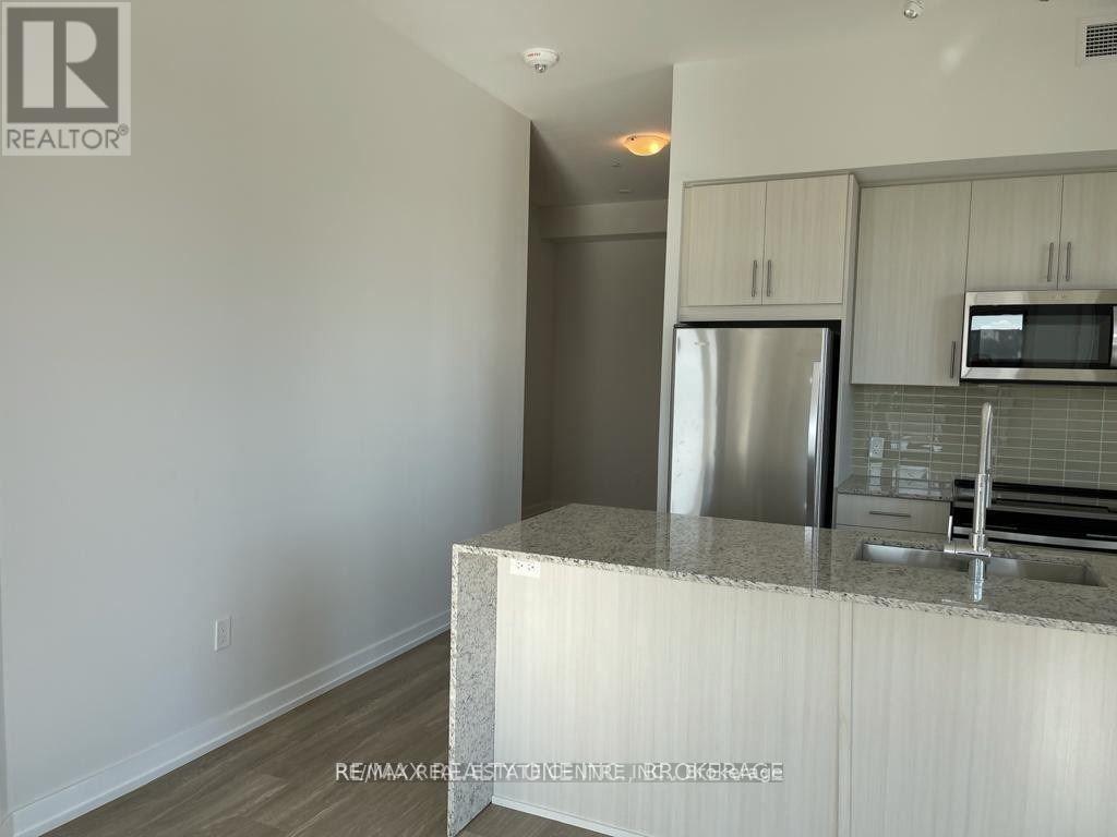 427 - 4055 Parkside Village Drive, Mississauga, Ontario  L5B 0K8 - Photo 9 - W12558870