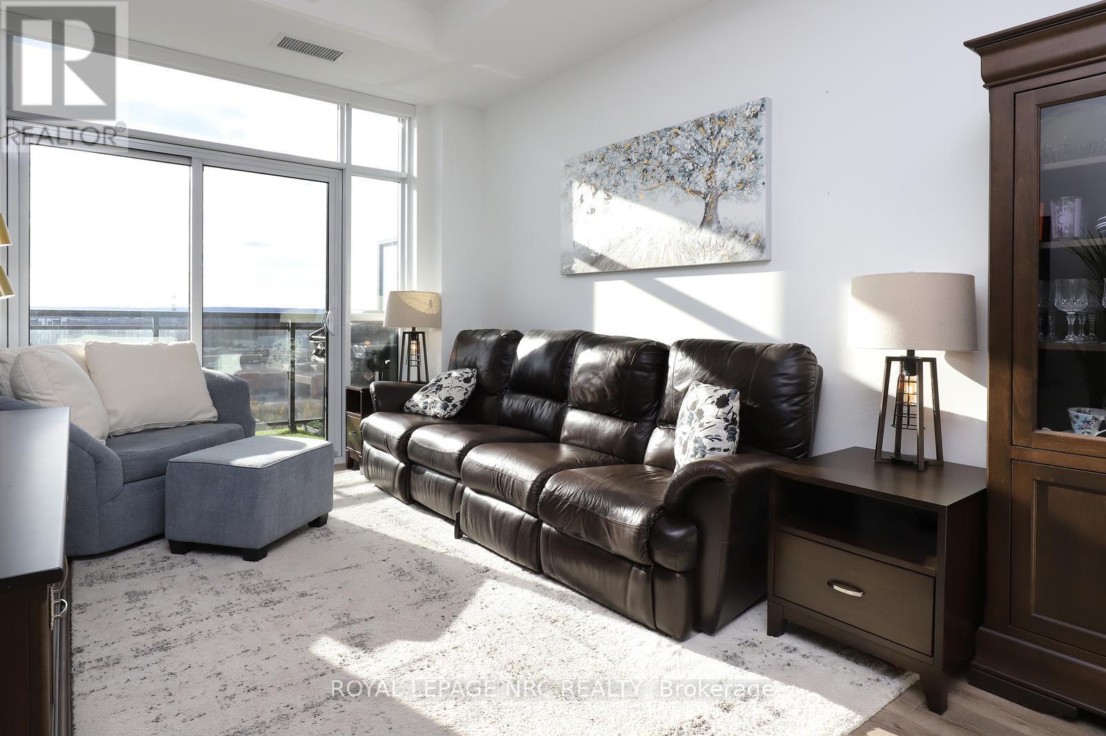 Ph02 - 405 Dundas Street W, Oakville, Ontario  L6M 5P9 - Photo 14 - W12558872