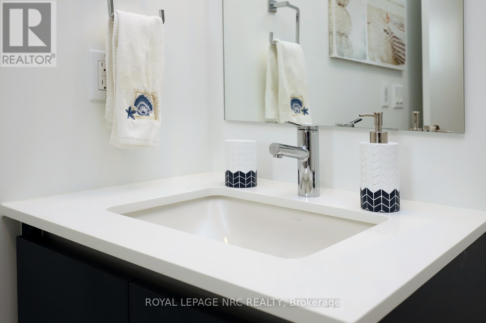 Ph02 - 405 Dundas Street W, Oakville, Ontario  L6M 5P9 - Photo 25 - W12558872