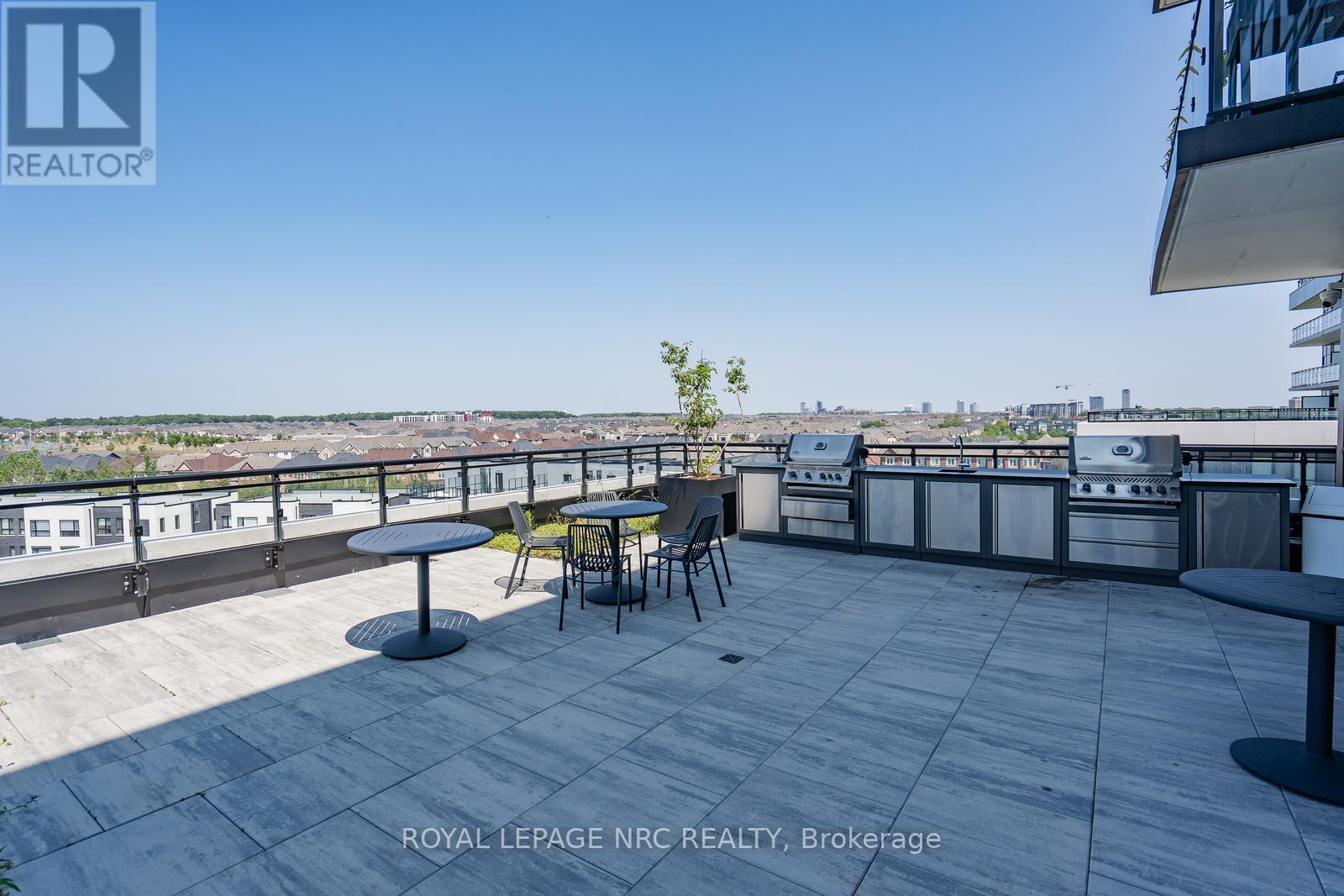 Ph02 - 405 Dundas Street W, Oakville, Ontario  L6M 5P9 - Photo 39 - W12558872