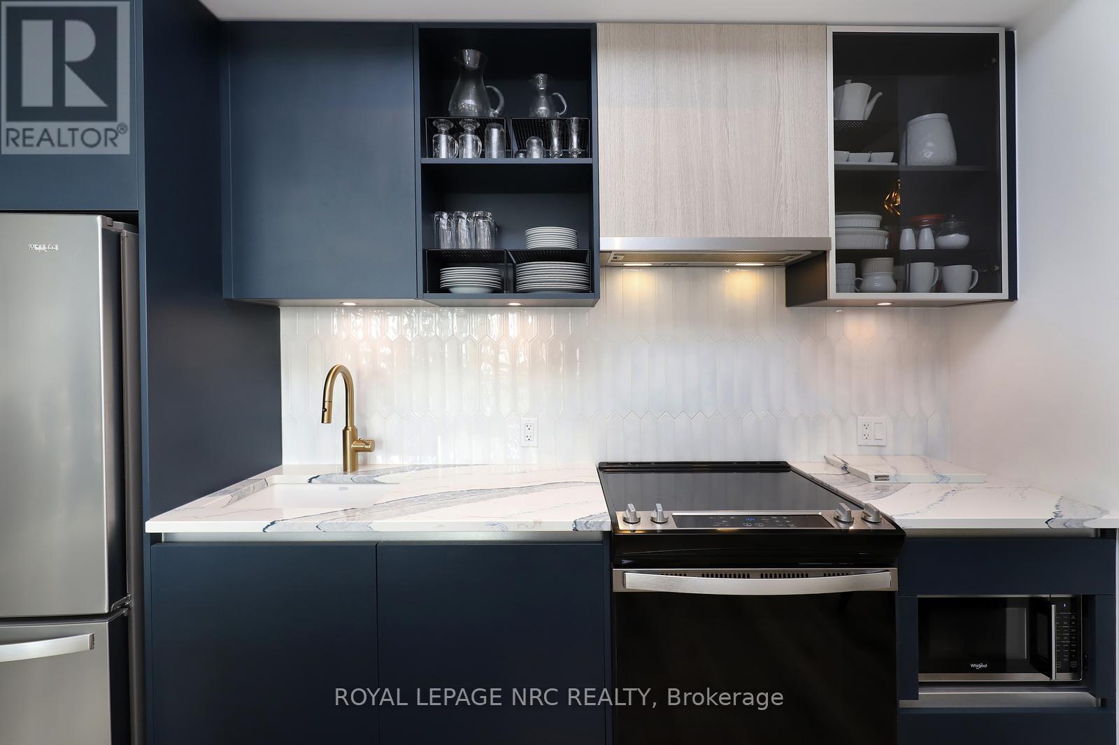 Ph02 - 405 Dundas Street W, Oakville, Ontario  L6M 5P9 - Photo 9 - W12558872