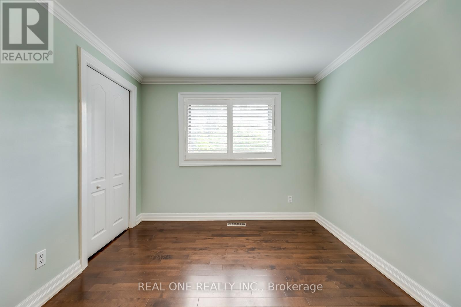 2231 All Saints Crescent, Oakville, Ontario  L6J 5N1 - Photo 33 - W12558898