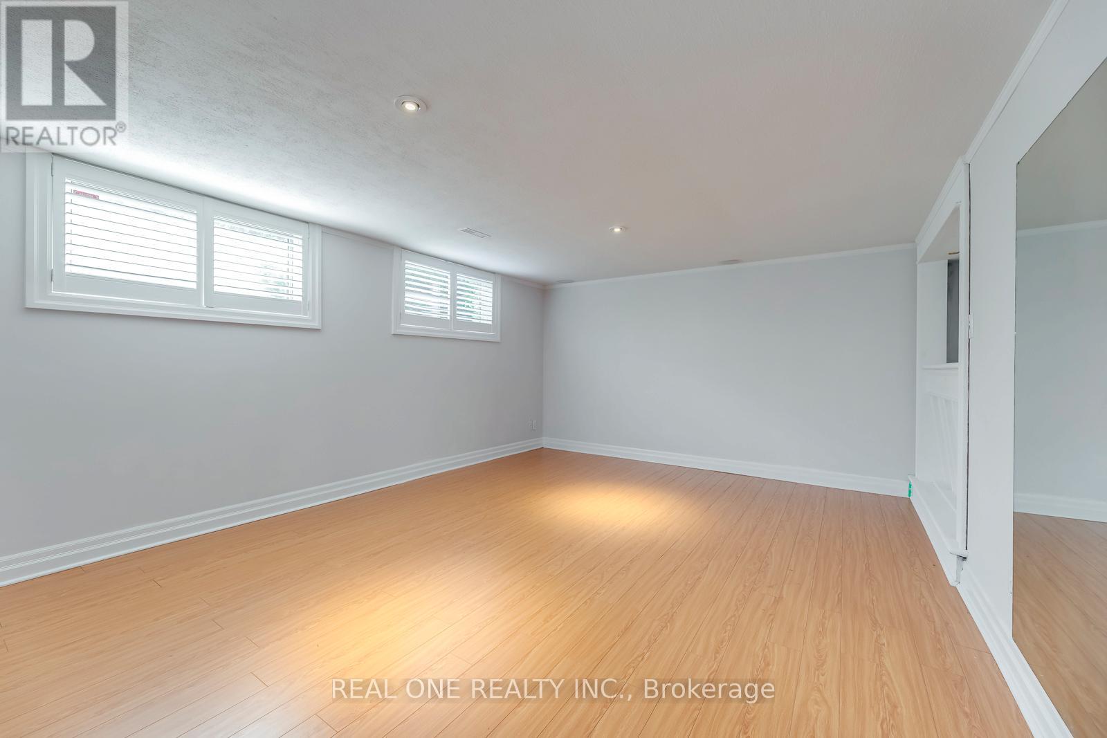 2231 All Saints Crescent, Oakville, Ontario  L6J 5N1 - Photo 36 - W12558898