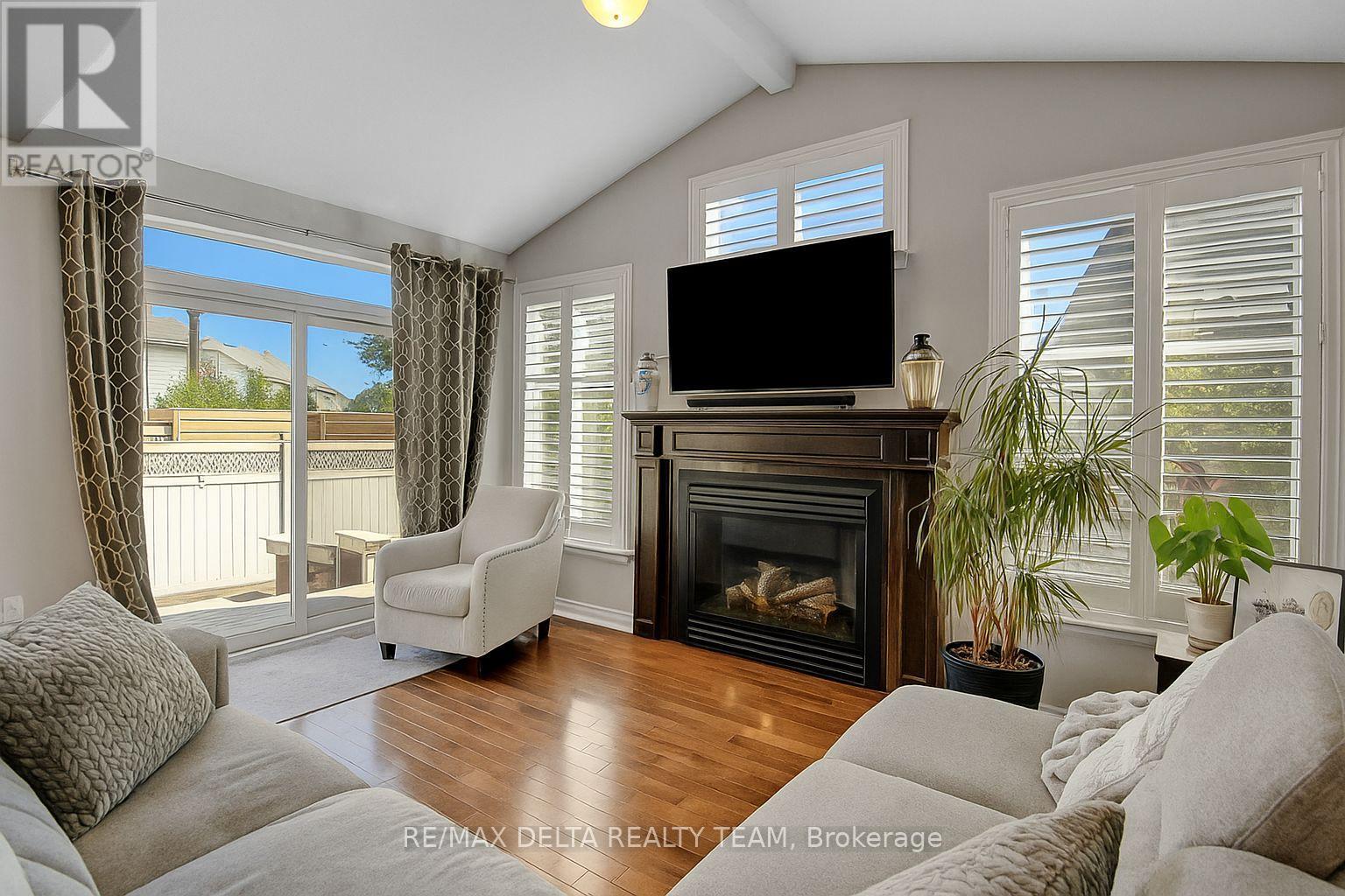 1916 Montmere Avenue, Ottawa, Ontario  K4A 0E7 - Photo 9 - X12558414