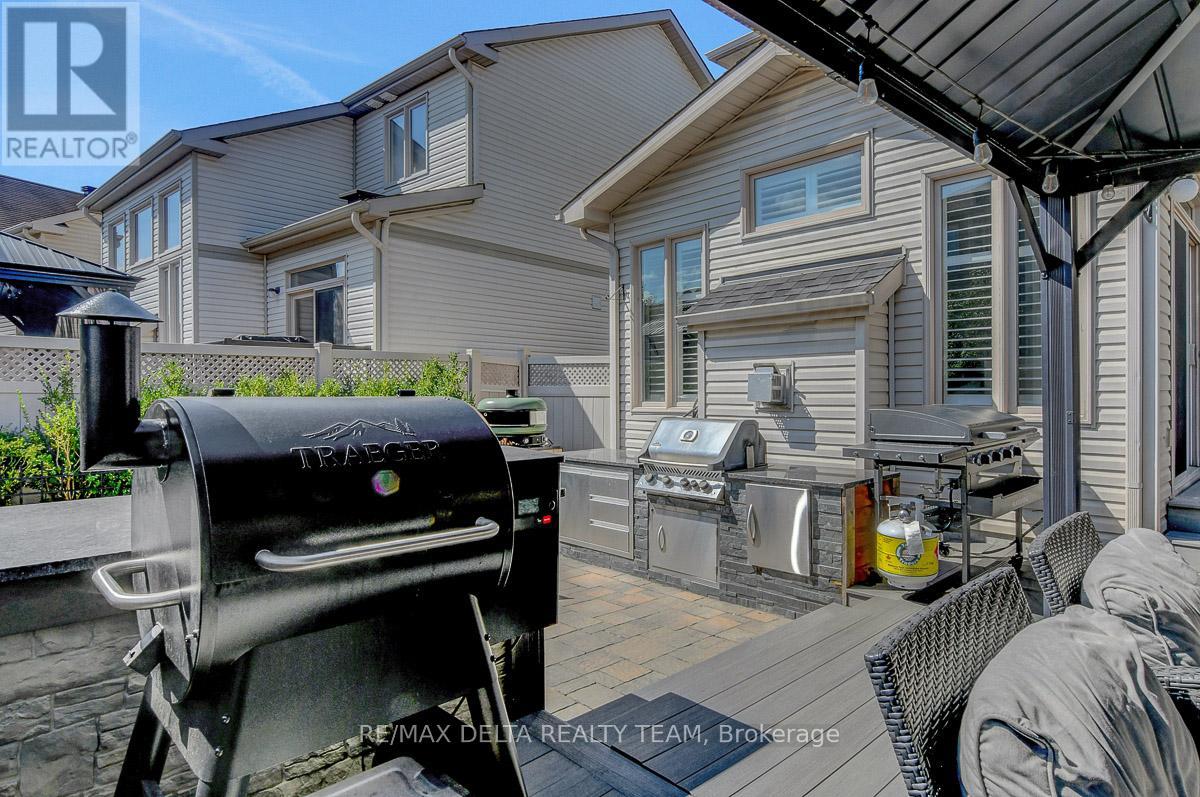 1916 Montmere Avenue, Ottawa, Ontario  K4A 0E7 - Photo 35 - X12558414