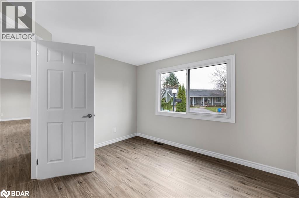 52 Corner Brook Trail, Innisfil, Ontario  L9S 1N6 - Photo 18 - 40789175