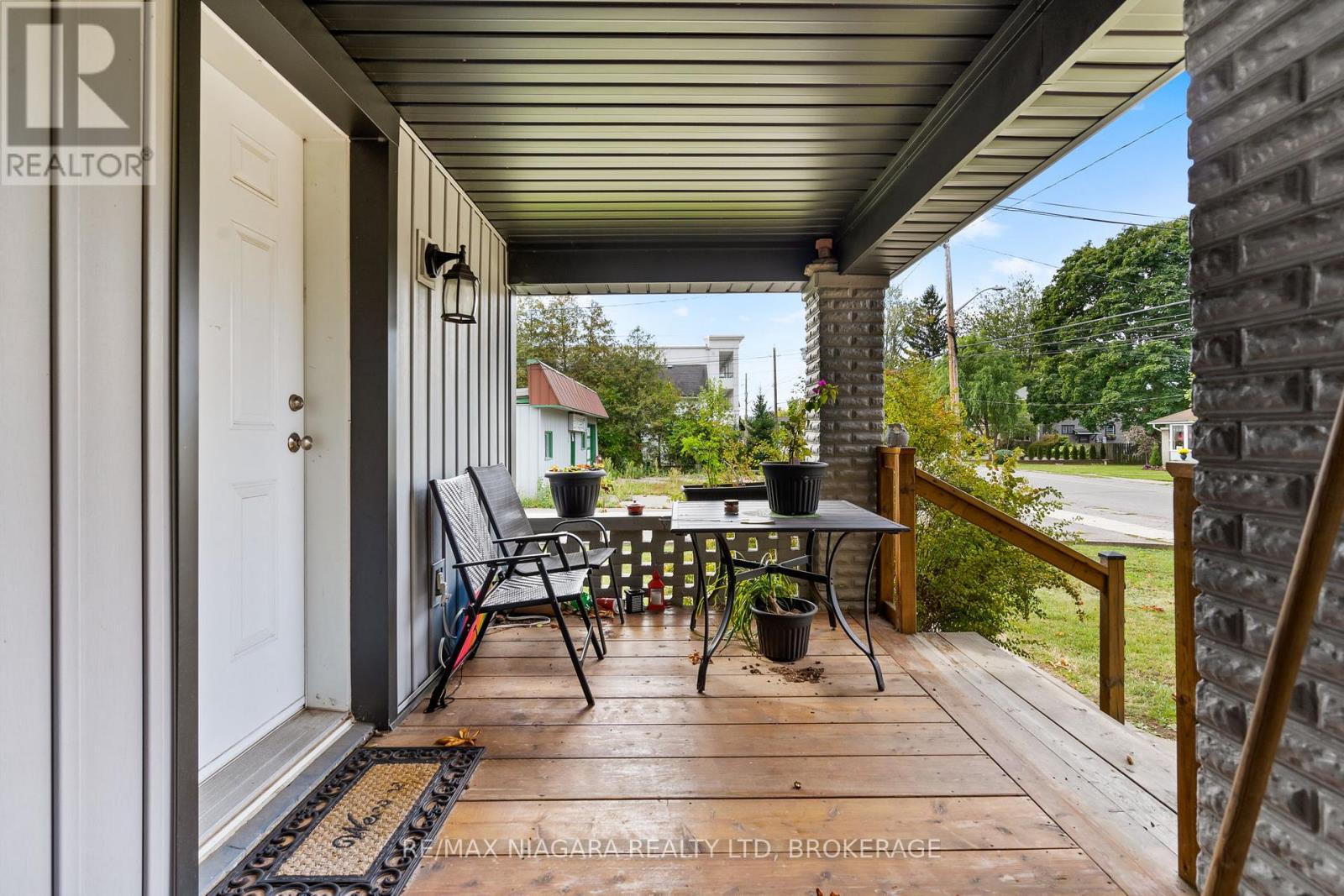 442 Ridge Road N, Fort Erie, Ontario  L0S 1N0 - Photo 4 - X12559004