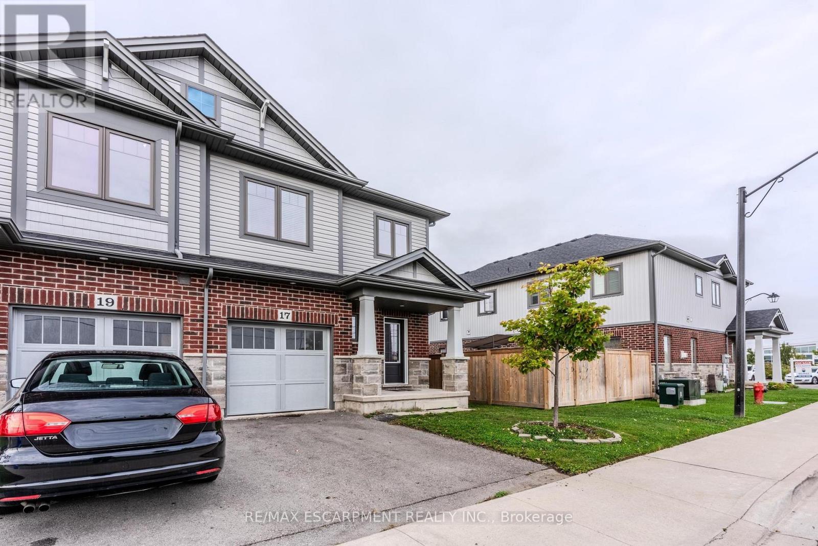 17 Severino Circle, West Lincoln, Ontario  L0R 2A0 - Photo 3 - X12558660