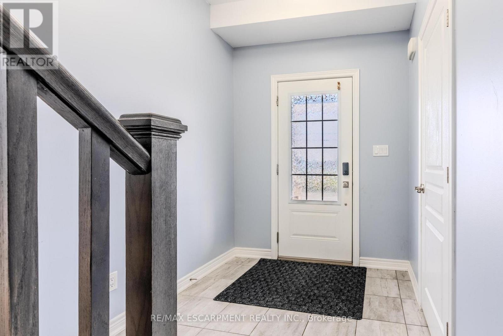 17 Severino Circle, West Lincoln, Ontario  L0R 2A0 - Photo 5 - X12558660