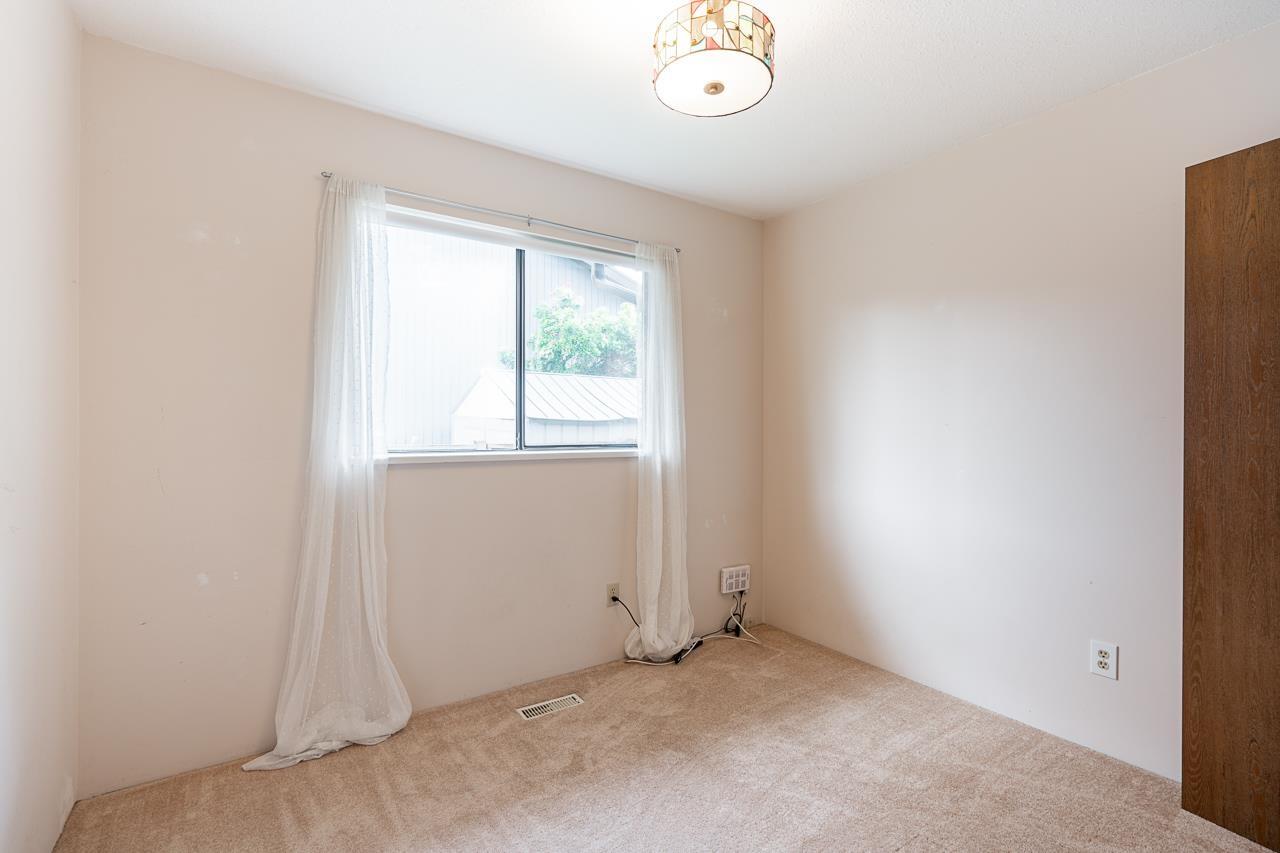 16112 10 Avenue, Surrey, British Columbia  V4A 1A8 - Photo 25 - R3036270