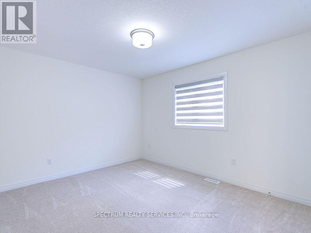 44 Dennis Avenue, Brantford, Ontario  N3V 0B9 - Photo 46 - X12558668