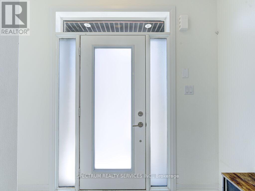 44 Dennis Avenue, Brantford, Ontario  N3V 0B9 - Photo 6 - X12558668