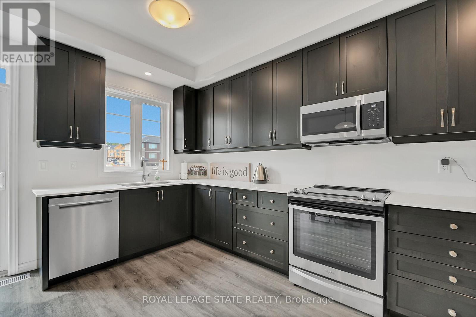 4862 Connor Drive, Lincoln, Ontario  L3J 0S2 - Photo 10 - X12558722