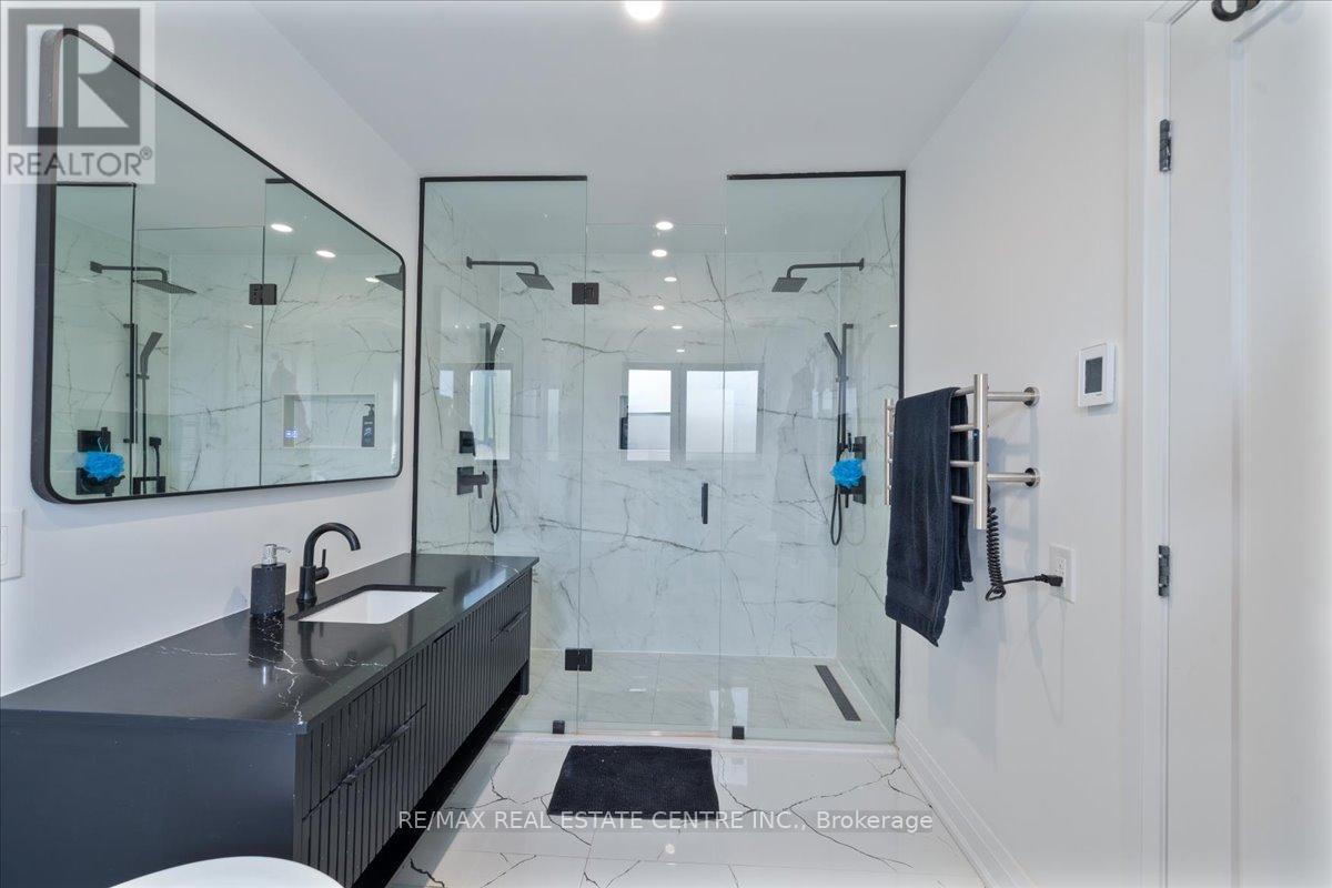 32 Elena Court, Hamilton, Ontario  L9C 7P7 - Photo 20 - X12558730