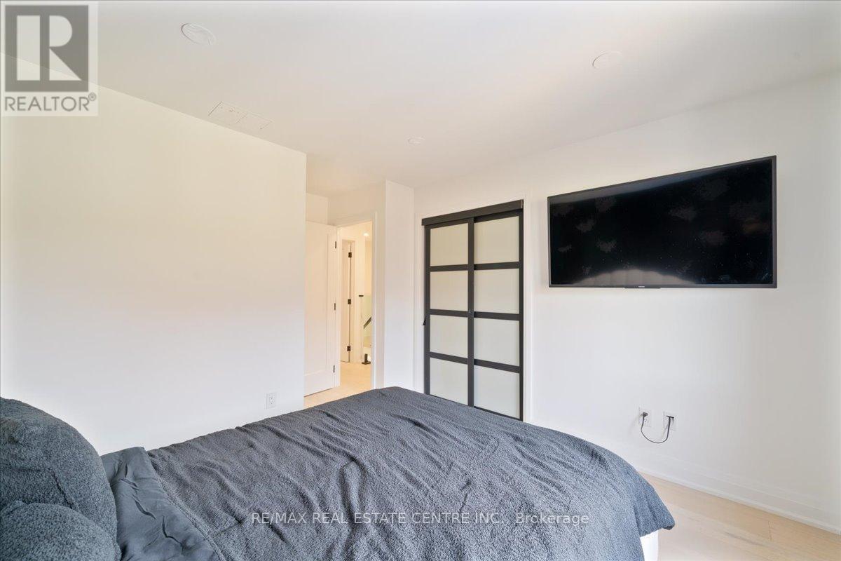 32 Elena Court, Hamilton, Ontario  L9C 7P7 - Photo 26 - X12558730