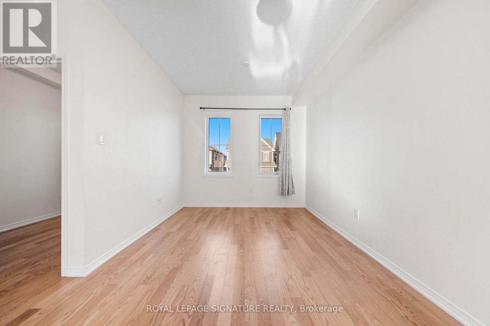 81 Holder Drive, Brantford, Ontario  N3T 0W8 - Photo 4 - X12558742