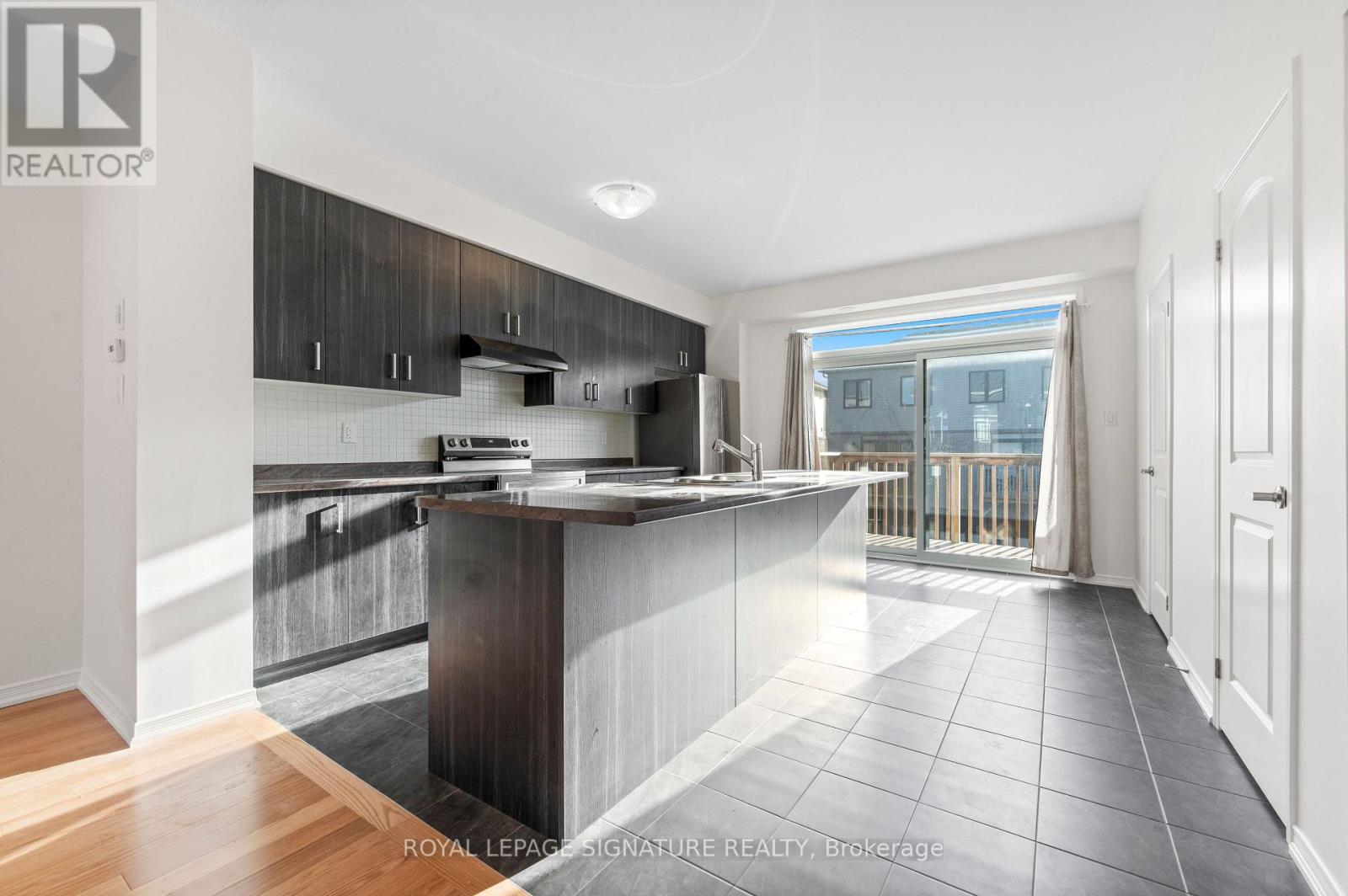 81 Holder Drive, Brantford, Ontario  N3T 0W8 - Photo 6 - X12558742