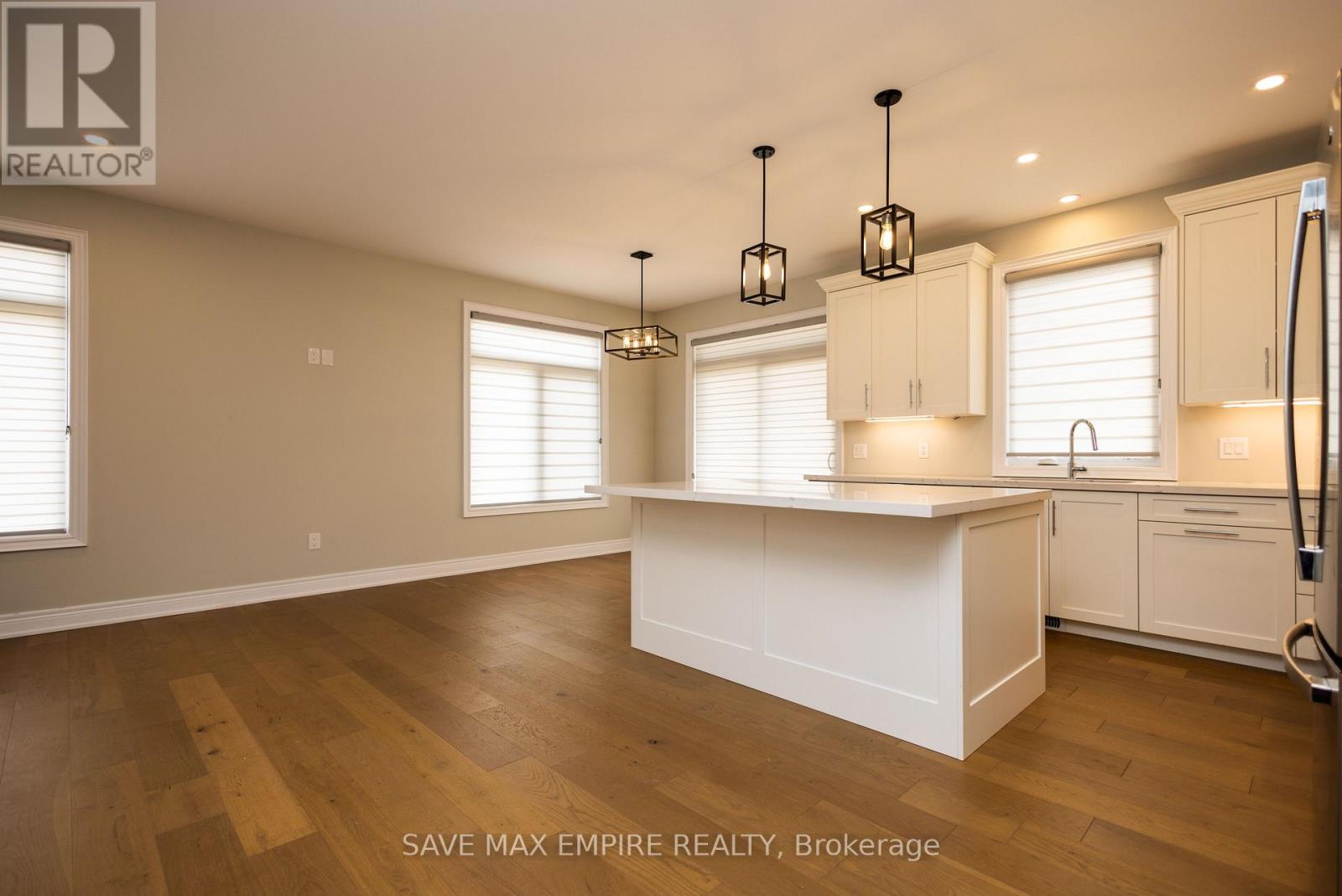 3580 Canfield Crescent, Fort Erie, Ontario  L0S 1S0 - Photo 8 - X12558760