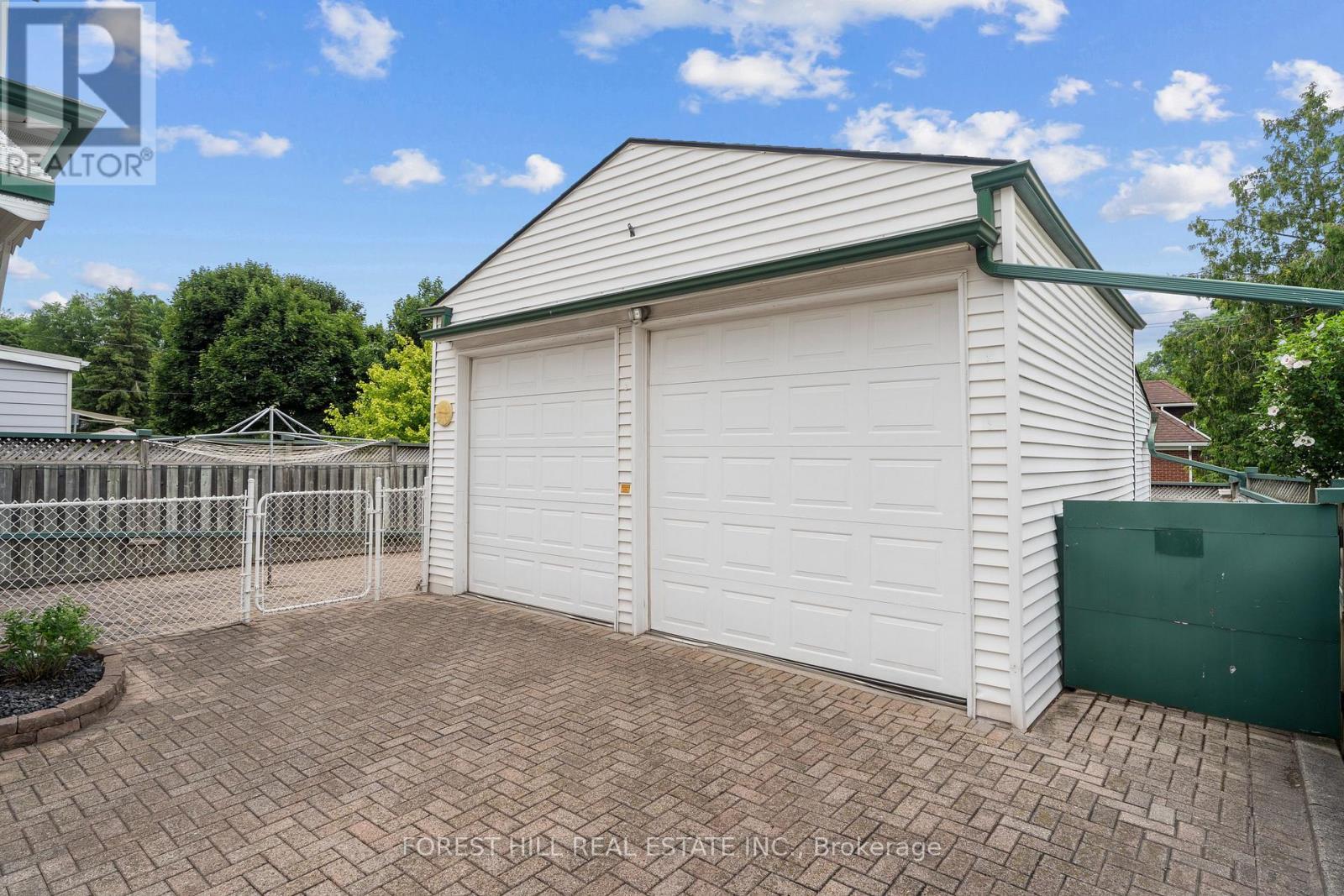 188 Wentworth Avenue, Kitchener, Ontario  N2M 3S4 - Photo 30 - X12558764