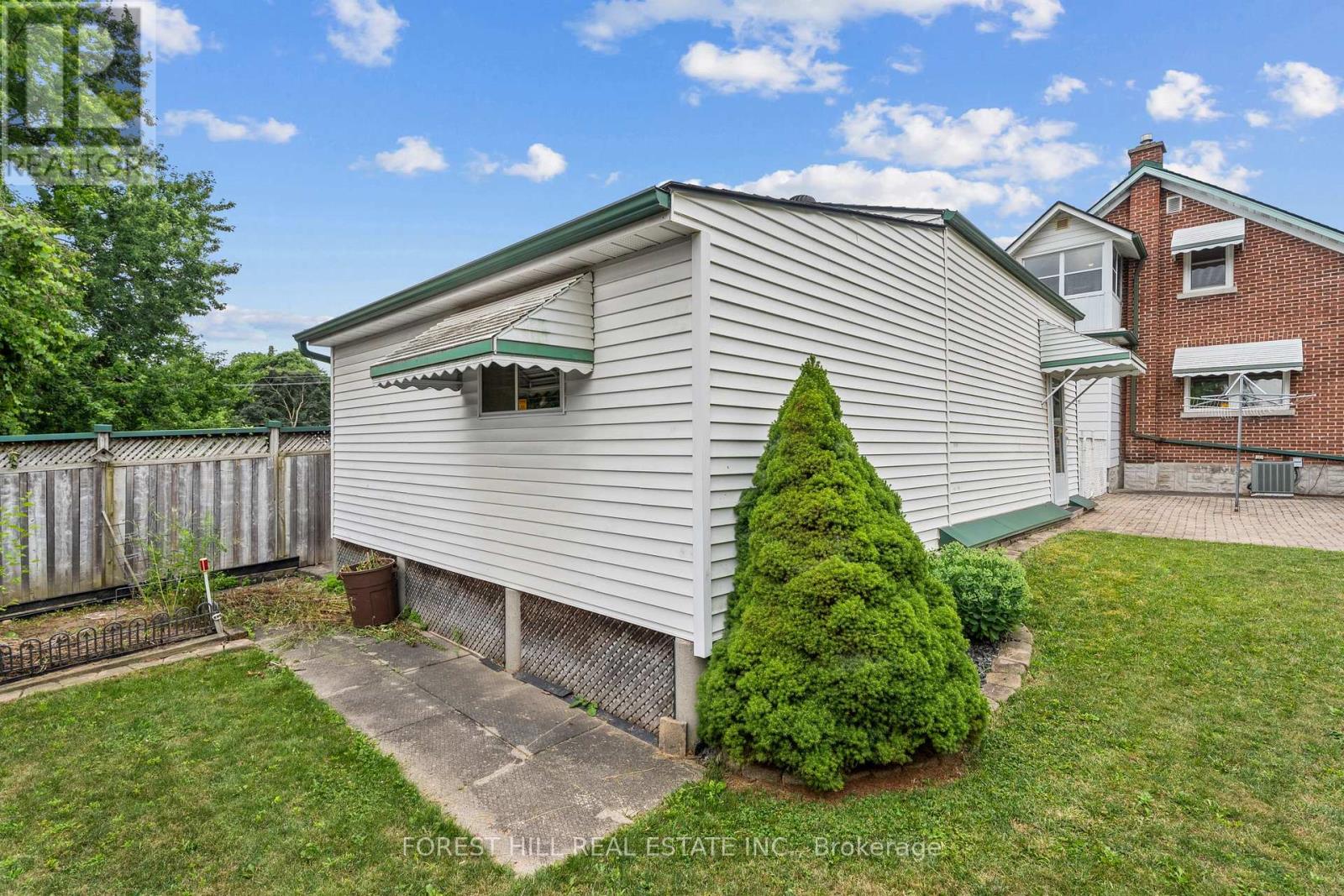 188 Wentworth Avenue, Kitchener, Ontario  N2M 3S4 - Photo 32 - X12558764