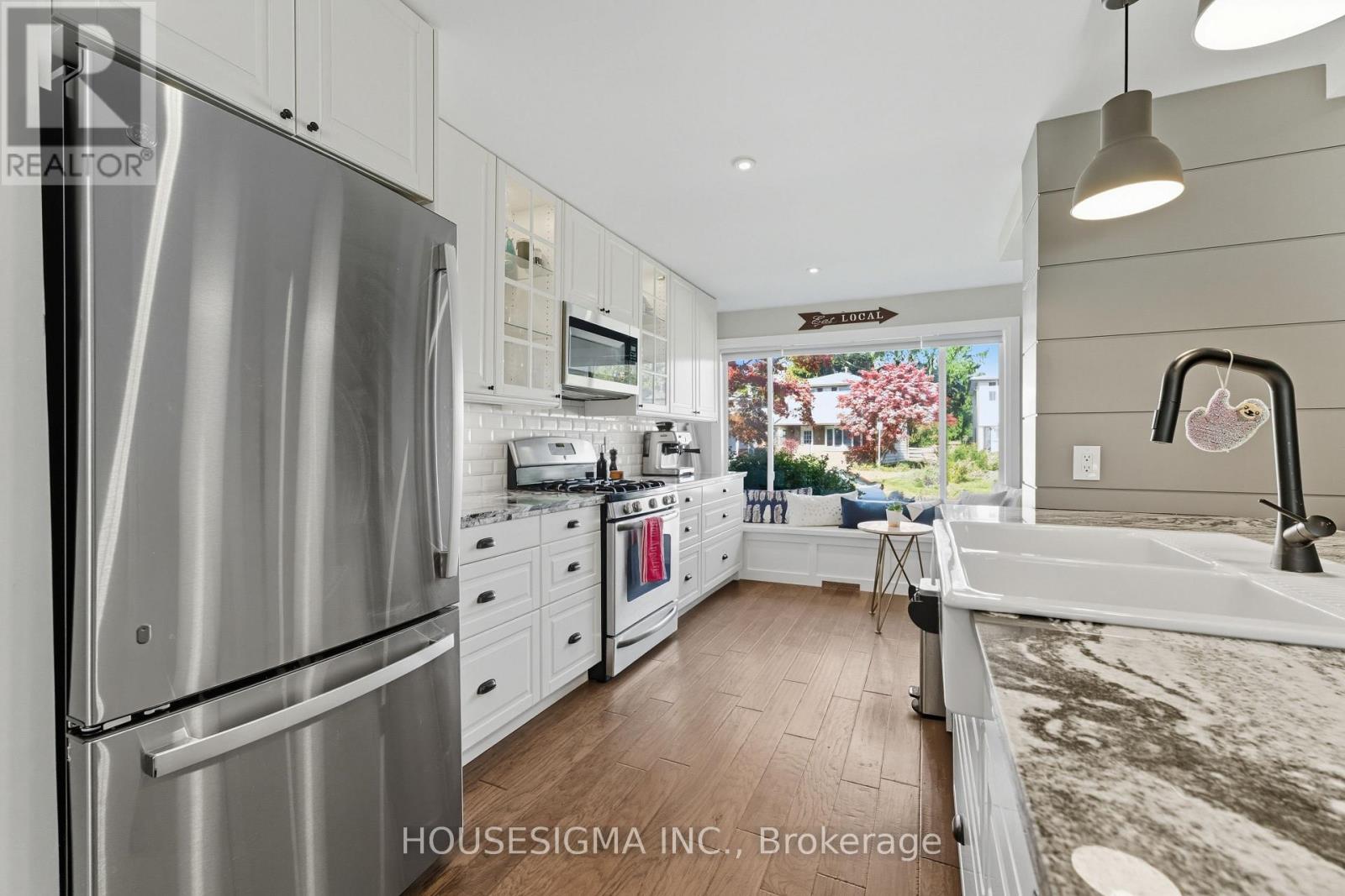 132 Forest Glen Crescent, Kitchener, Ontario  N2N 1C8 - Photo 8 - X12558770