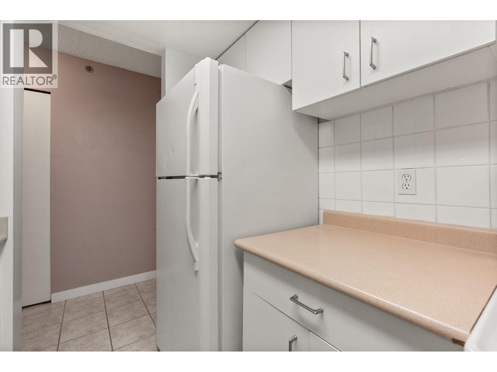 504 789 Drake Street, Vancouver, British Columbia  V6Z 2N7 - Photo 9 - R3068595