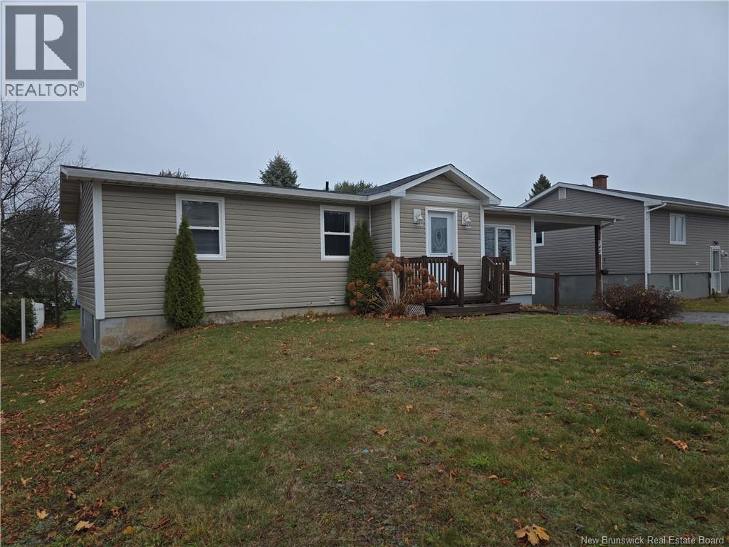 242 Foulem, Beresford, New Brunswick  E8K 1N3 - Photo 2 - NB130263
