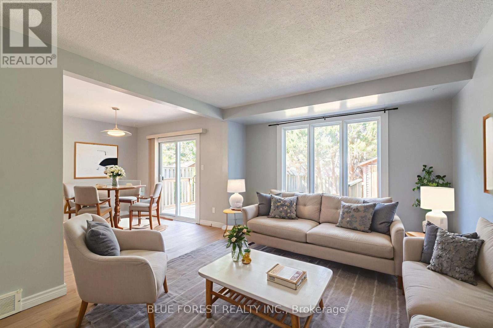 26 Acton Crescent, London South, Ontario  N6E 1W5 - Photo 5 - X12406909