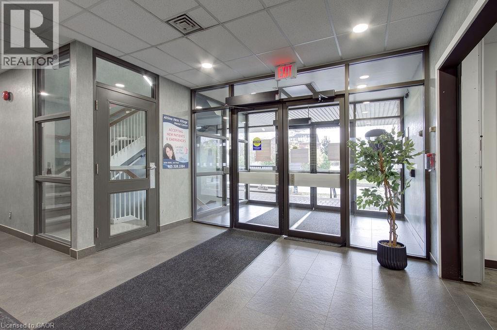 340 York Boulevard Unit# 201, Hamilton, Ontario  L8R 3L2 - Photo 3 - 40789099