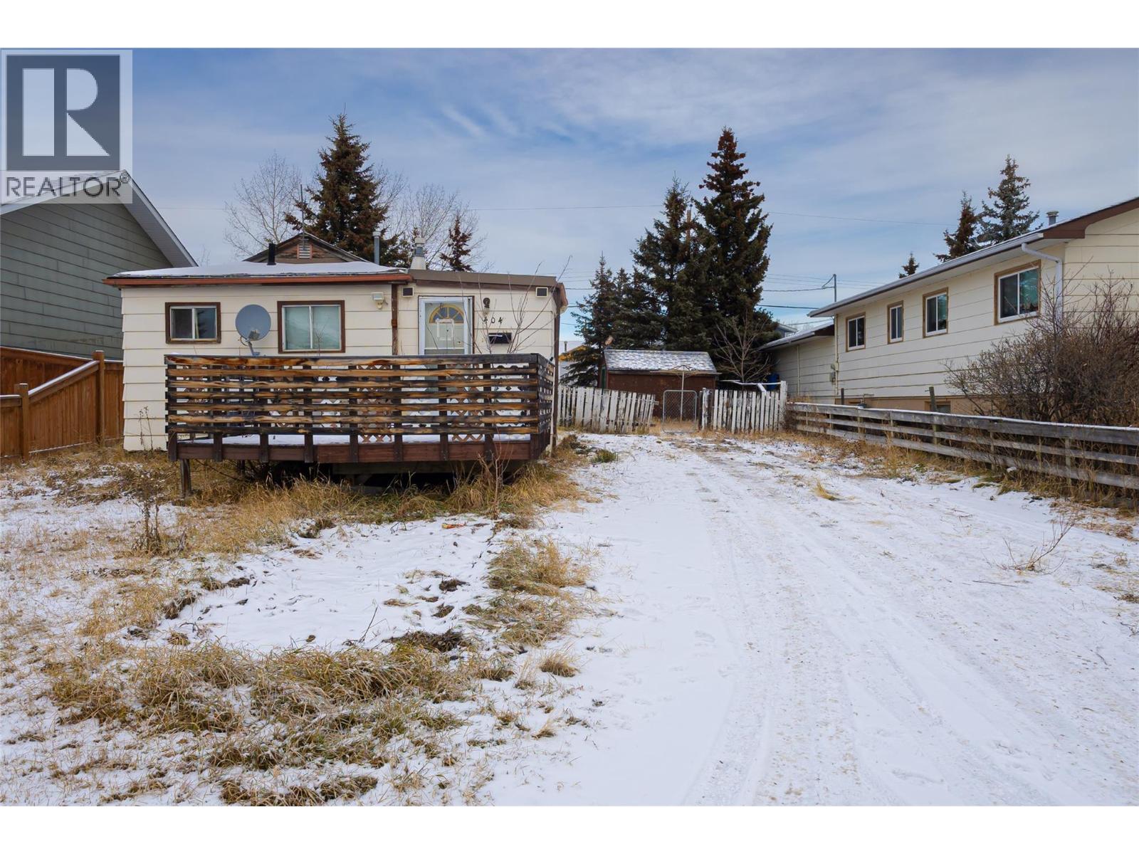 404 99 Avenue, Dawson Creek, British Columbia