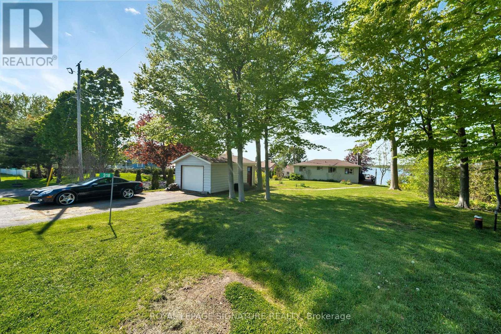 318 Island Road, Prince Edward County, Ontario  K0K 2T0 - Photo 11 - X12449378