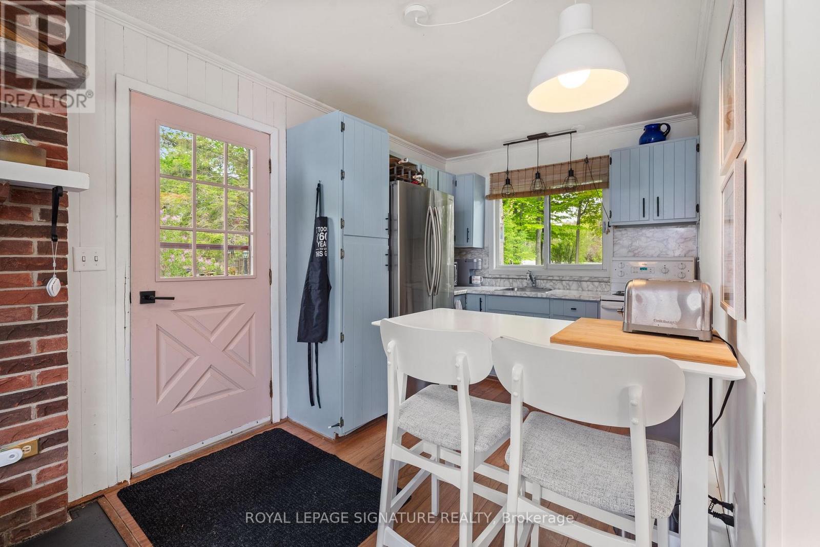 318 Island Road, Prince Edward County, Ontario  K0K 2T0 - Photo 19 - X12449378