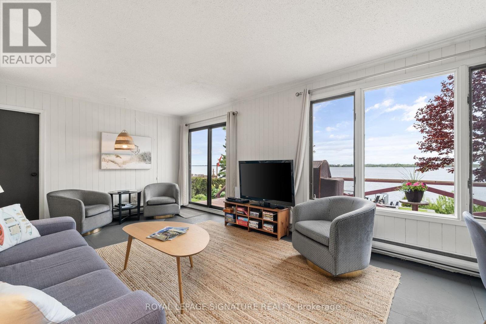 318 Island Road, Prince Edward County, Ontario  K0K 2T0 - Photo 16 - X12449378