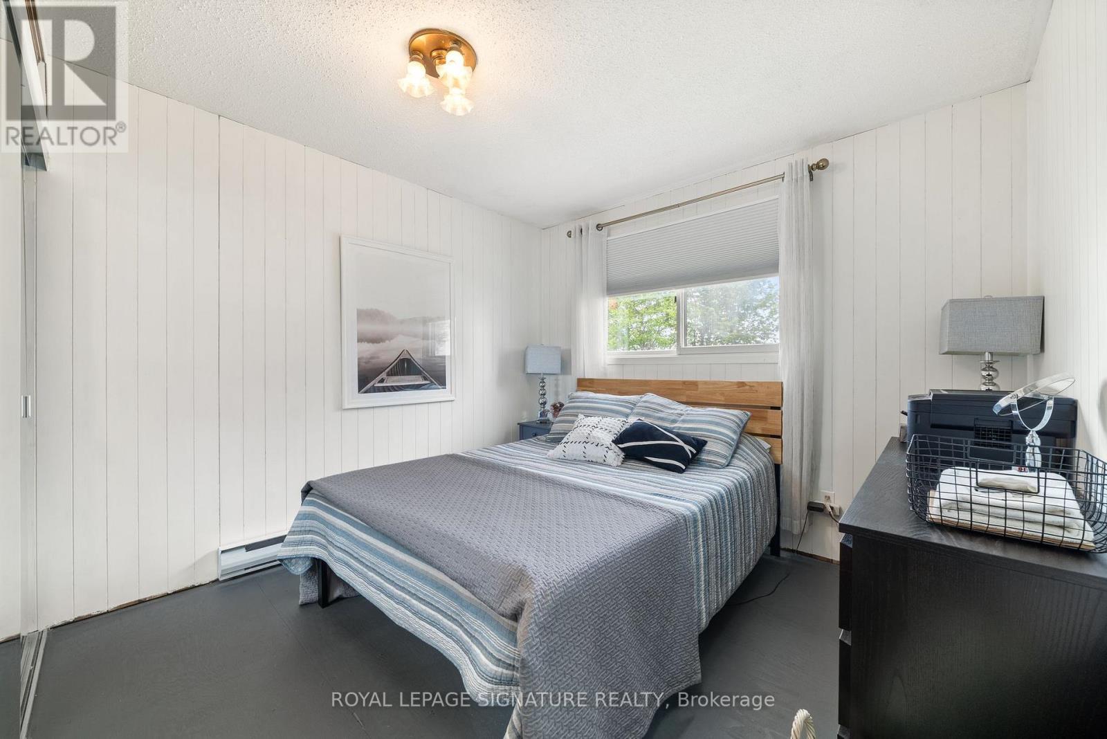 318 Island Road, Prince Edward County, Ontario  K0K 2T0 - Photo 25 - X12449378