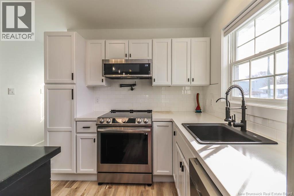218 Mcnamara Drive, Saint John, New Brunswick  E2J 3L4 - Photo 8 - NB130352