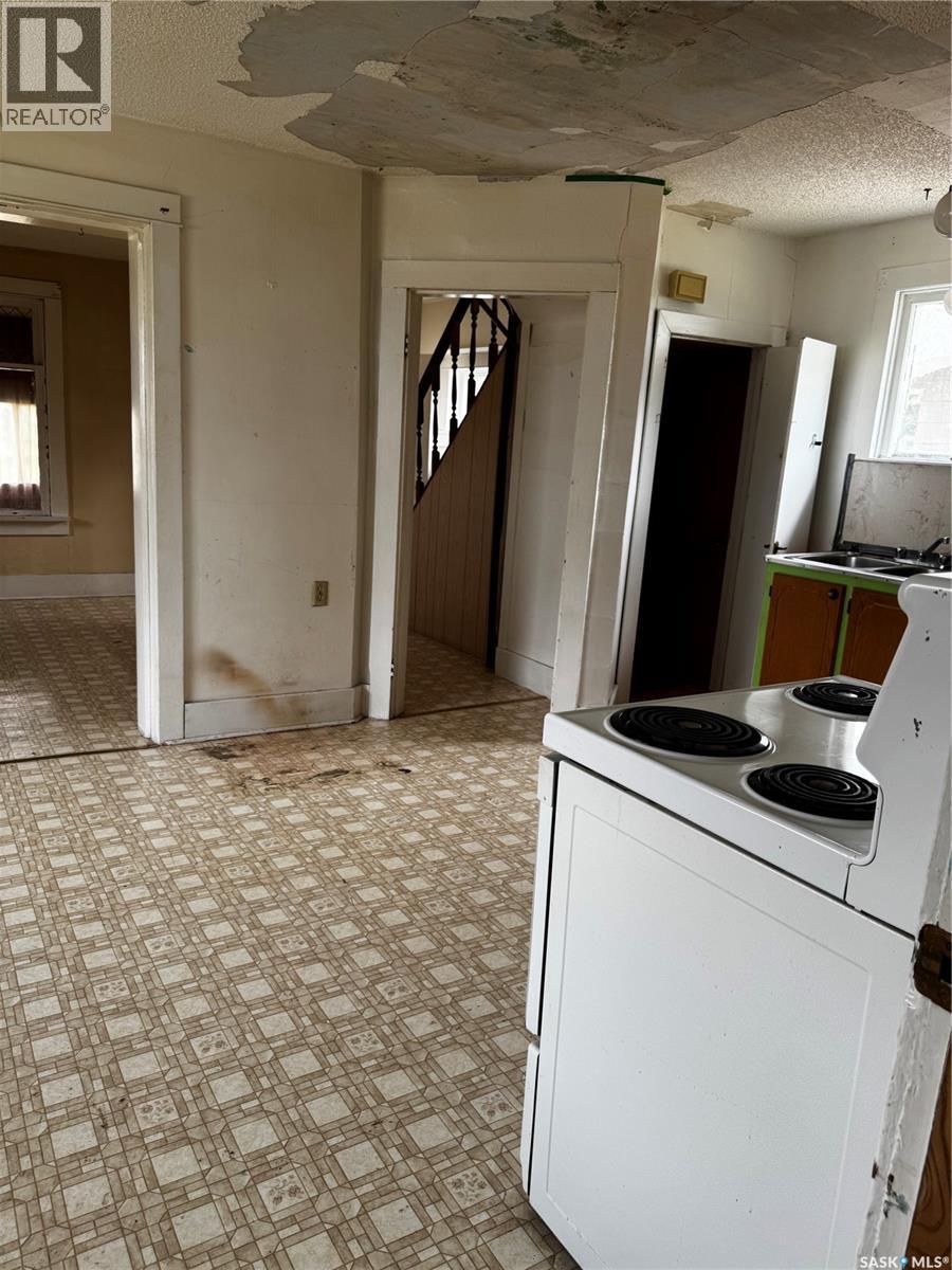 210 2nd Avenue W, Nokomis, Saskatchewan  S0G 3R0 - Photo 15 - SK024339