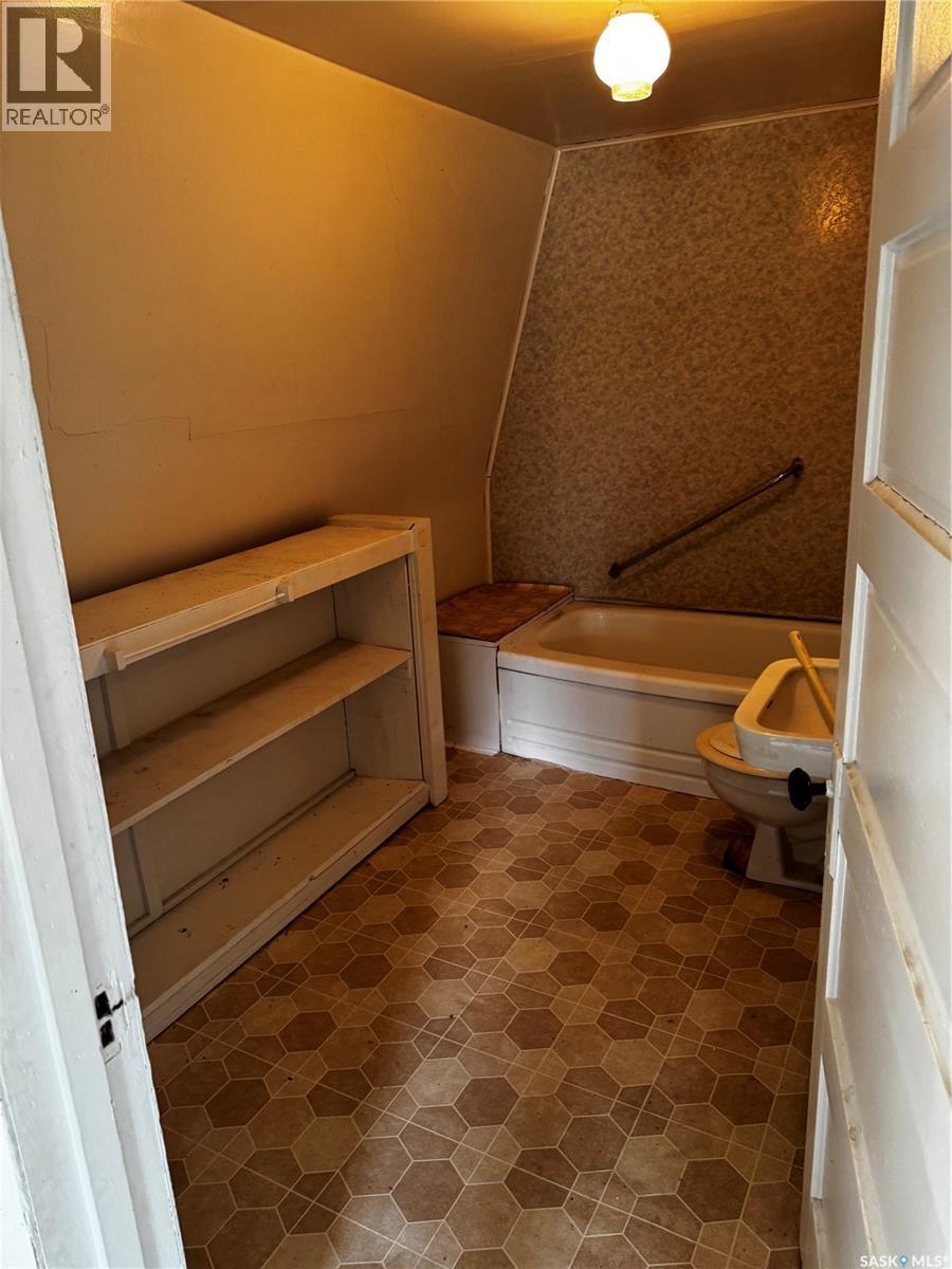 210 2nd Avenue W, Nokomis, Saskatchewan  S0G 3R0 - Photo 22 - SK024339