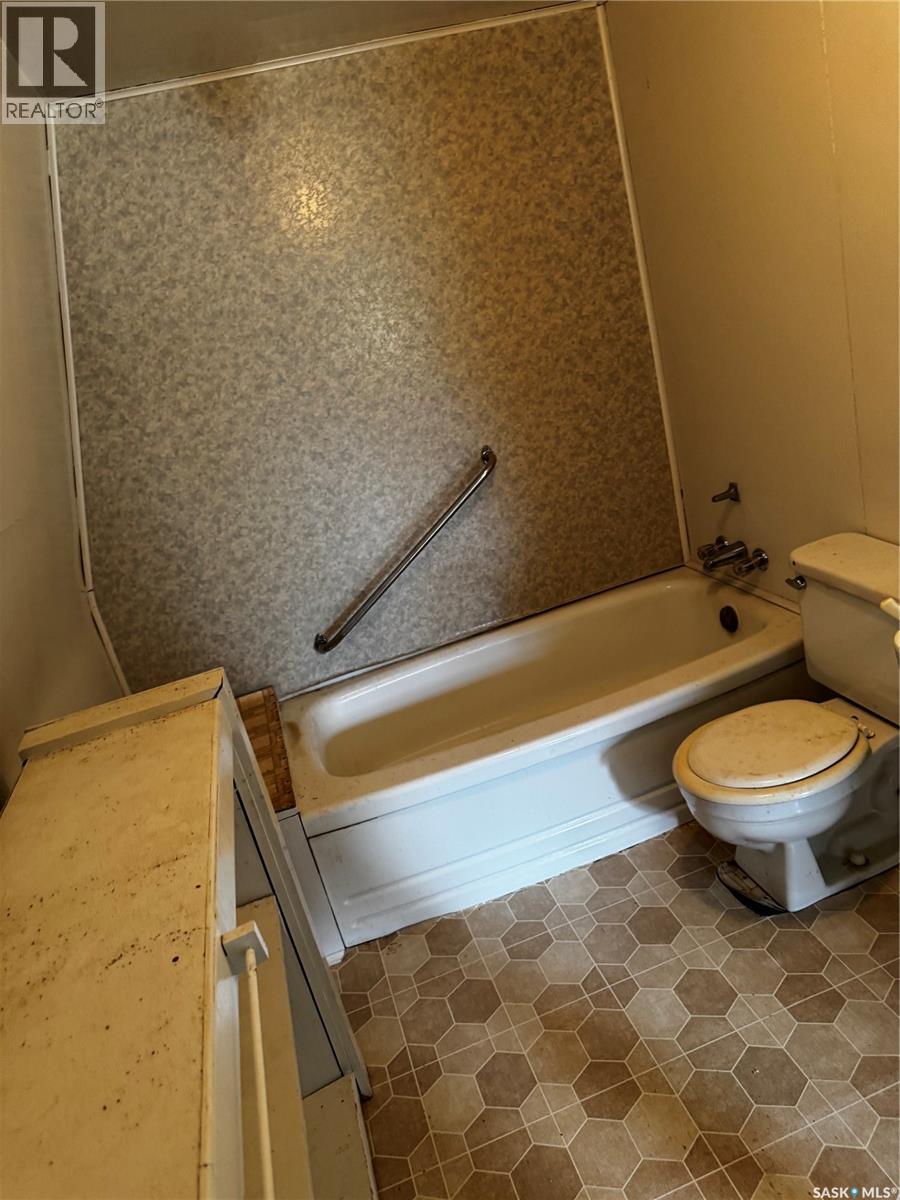 210 2nd Avenue W, Nokomis, Saskatchewan  S0G 3R0 - Photo 23 - SK024339