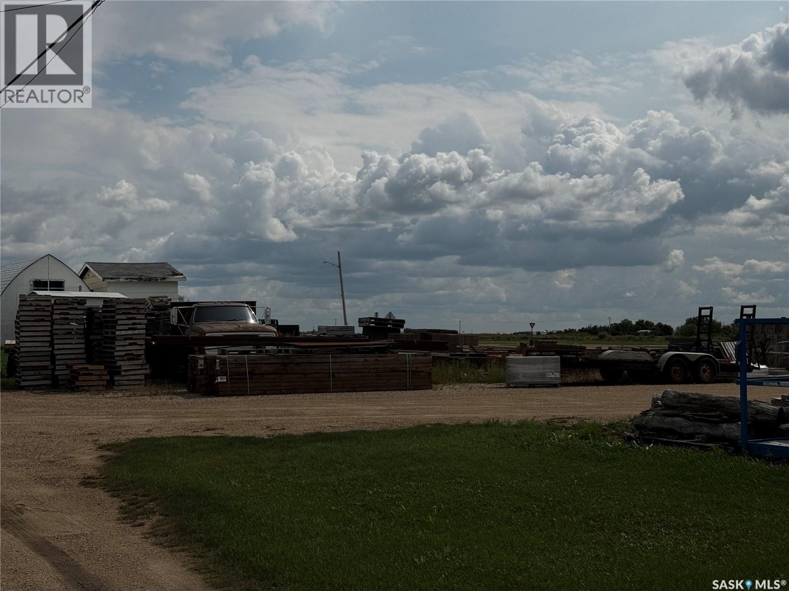 210 2nd Avenue W, Nokomis, Saskatchewan  S0G 3R0 - Photo 39 - SK024339