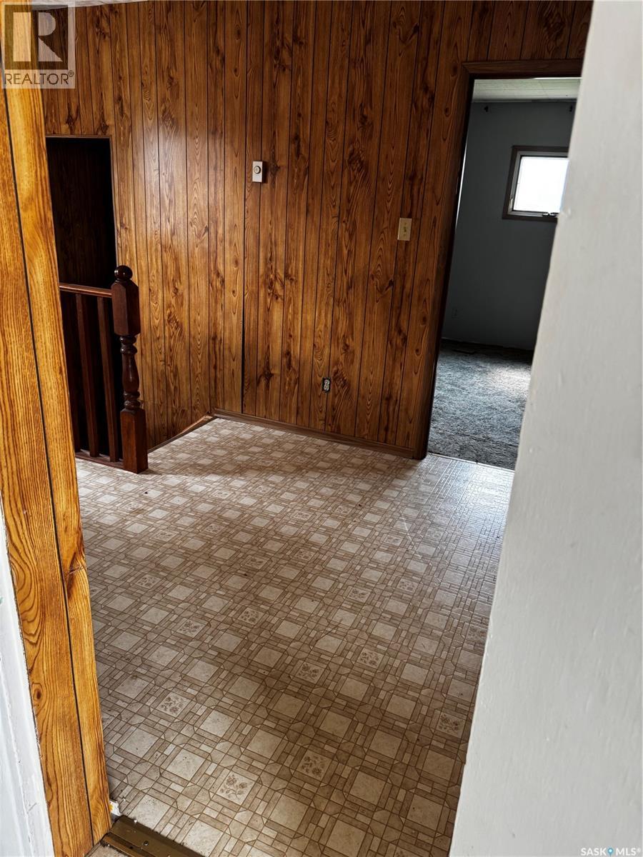 210 2nd Avenue W, Nokomis, Saskatchewan  S0G 3R0 - Photo 4 - SK024339