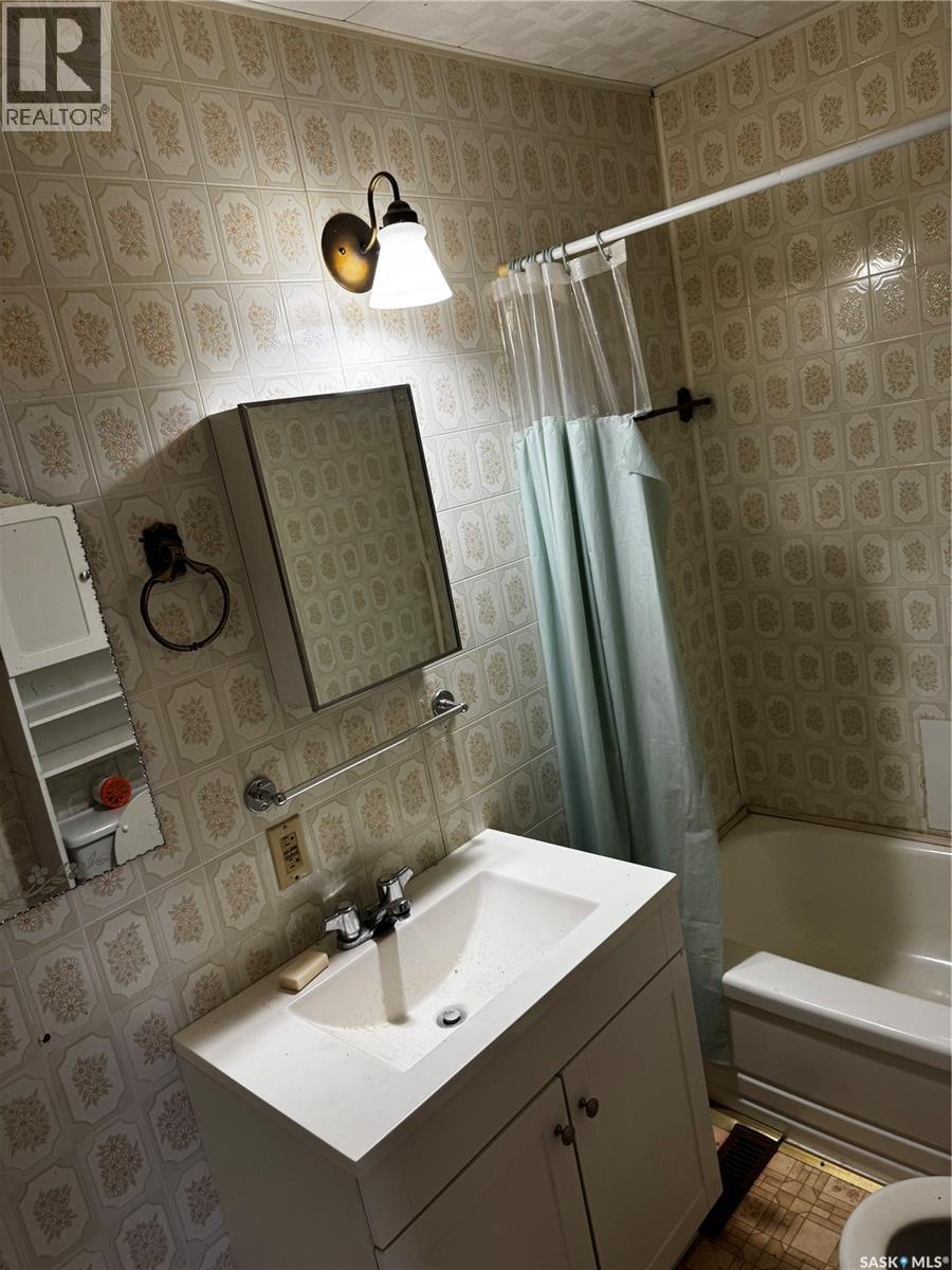 210 2nd Avenue W, Nokomis, Saskatchewan  S0G 3R0 - Photo 6 - SK024339