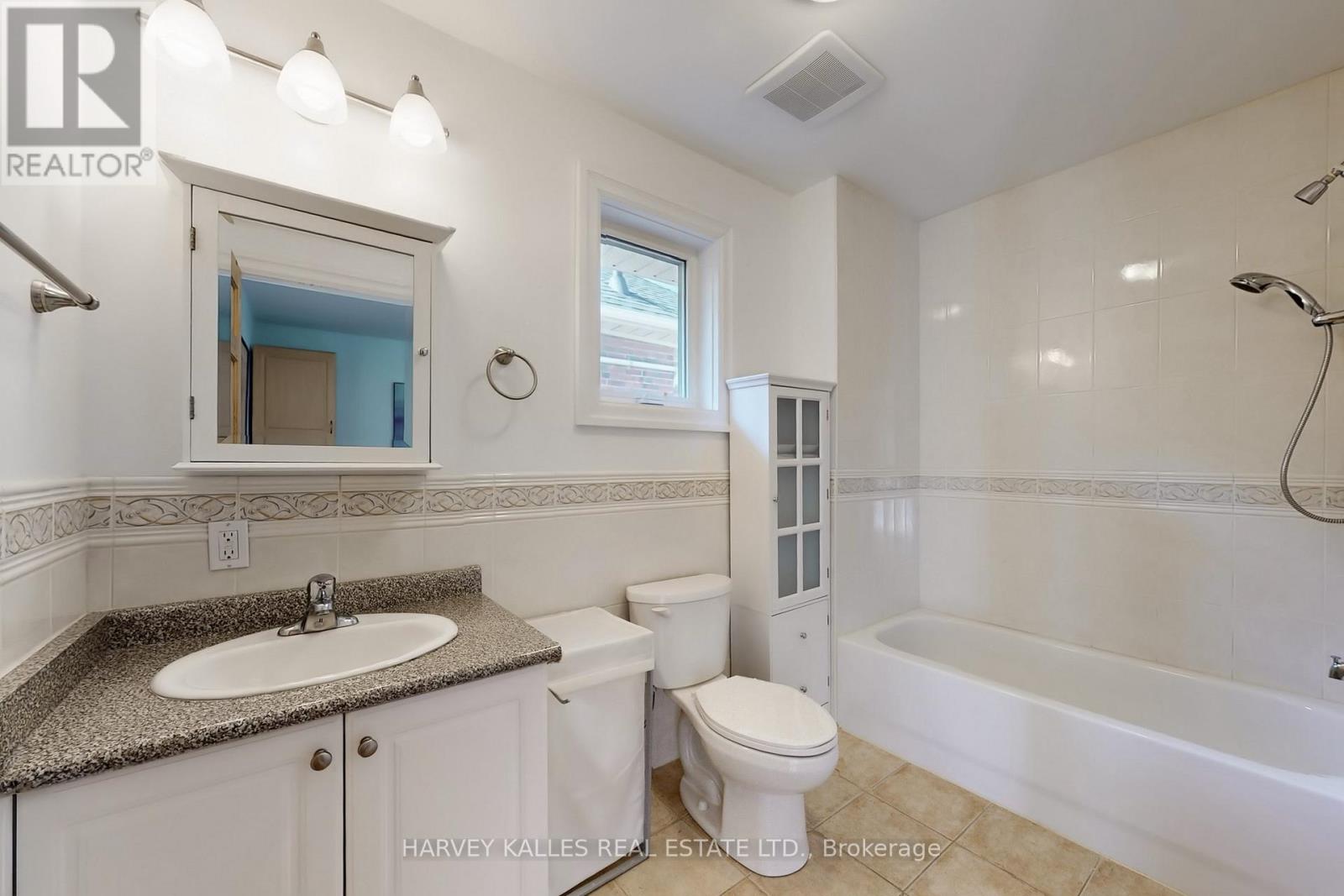 114 Bowood Avenue, Toronto, Ontario  M4N 1Y5 - Photo 34 - C12558948